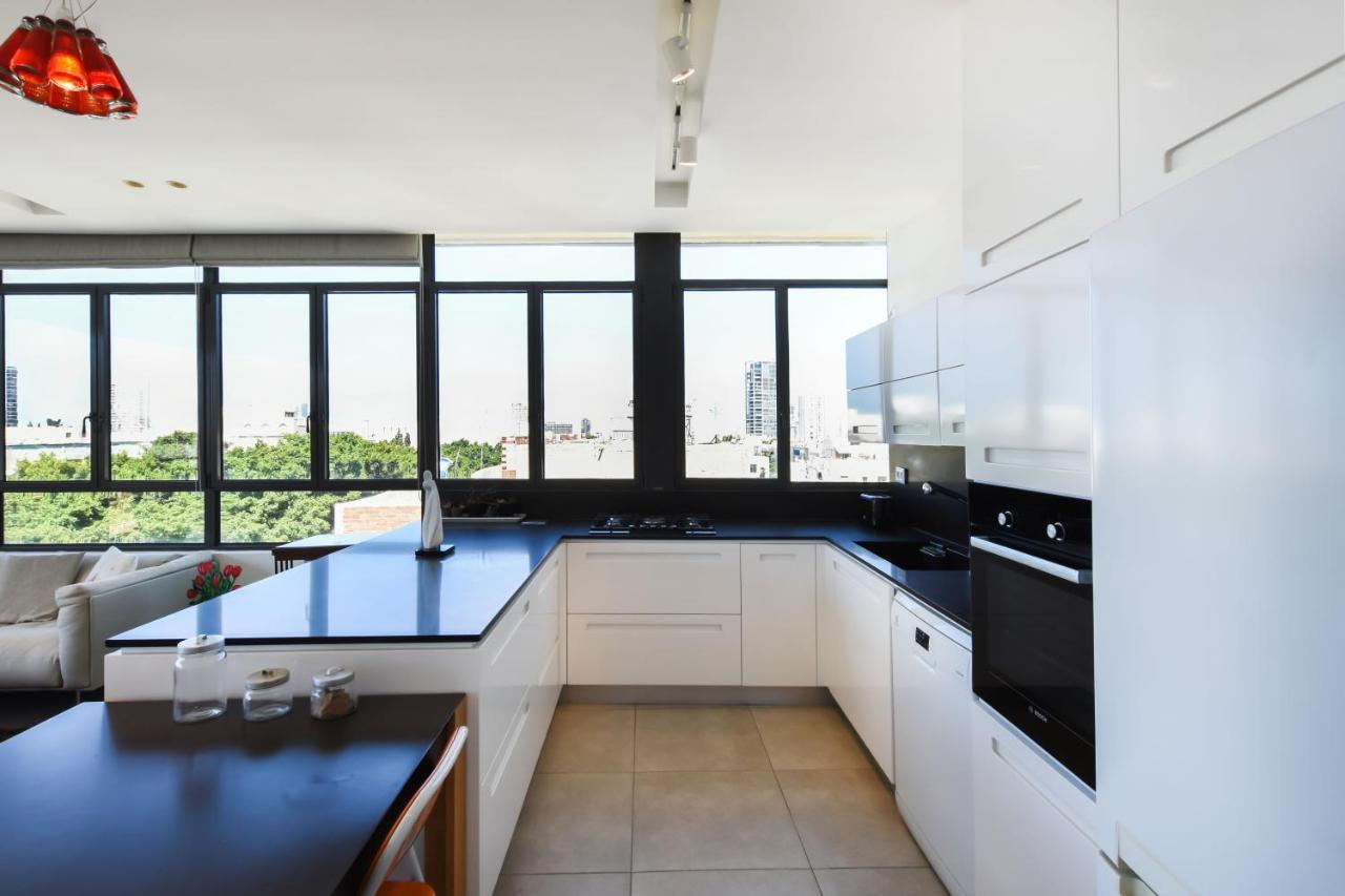 Out Of Time By Holyguest Apartment Tel Aviv Exterior foto