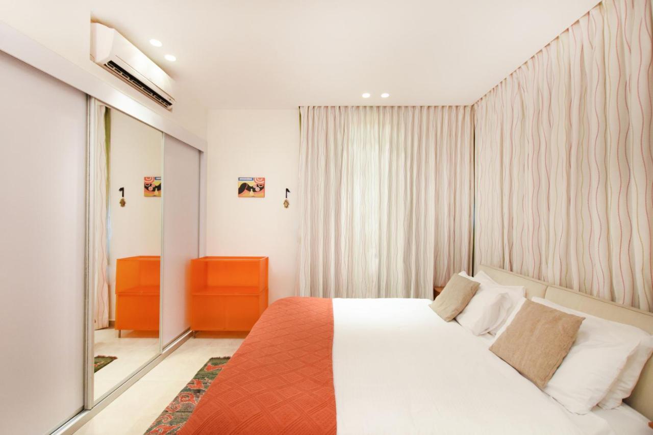 Out Of Time By Holyguest Apartment Tel Aviv Exterior foto